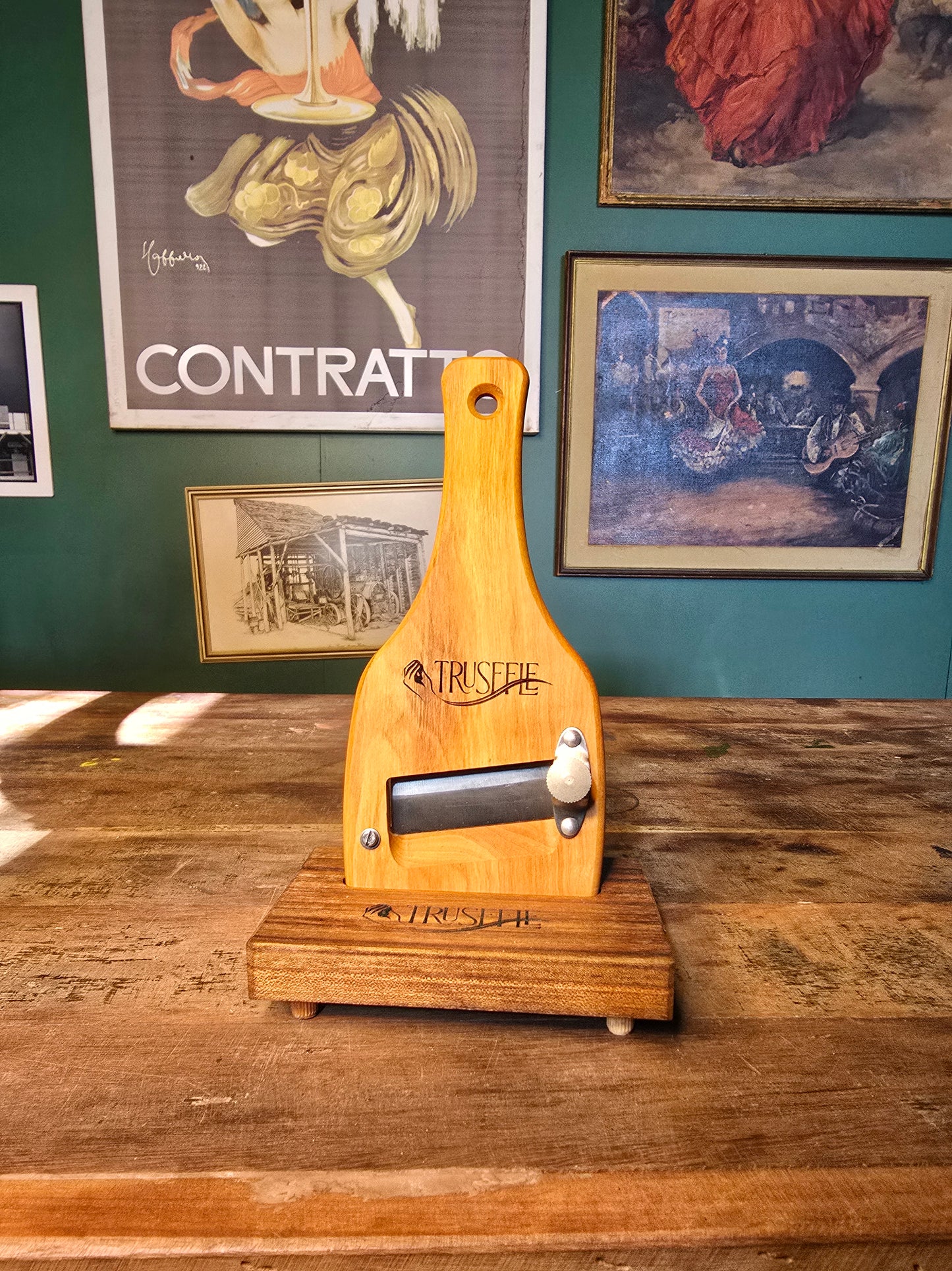 Truffle slicer